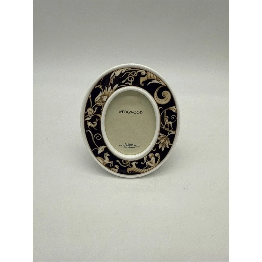 Wedgwood cornucopia oval